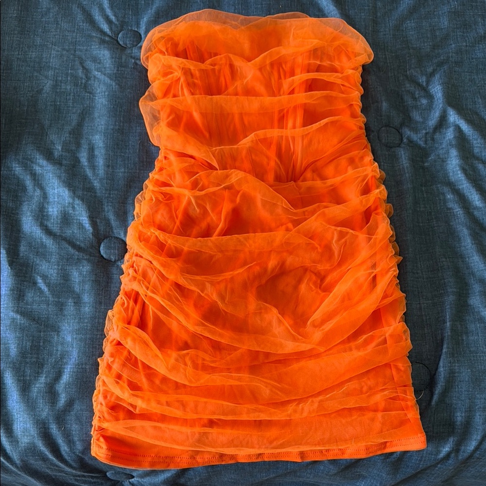 PrettyLittleThing Orange Strapless Bodycon Dress